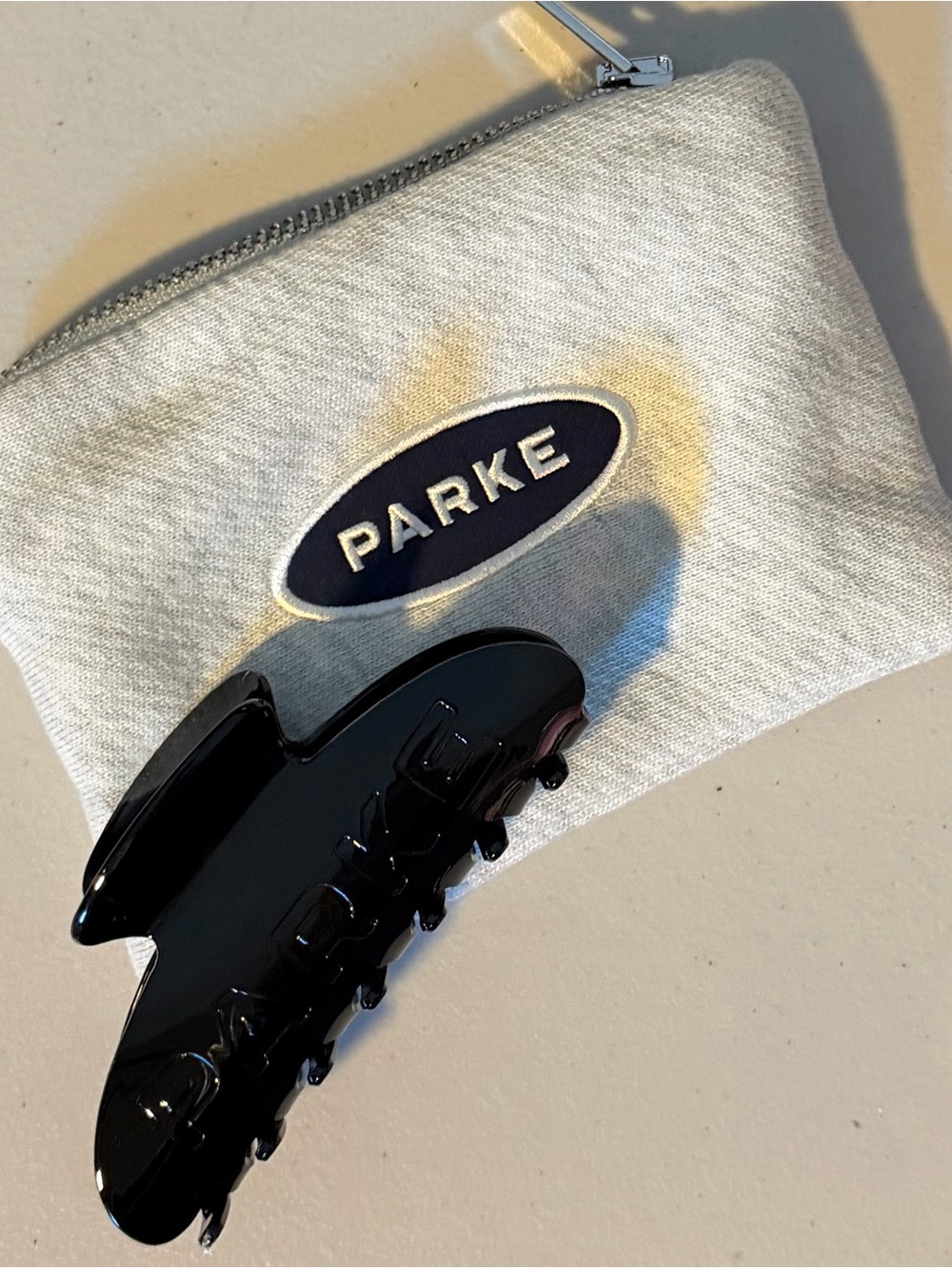 Parke Black Claw Clip with Embroidered Light Gray Pouch